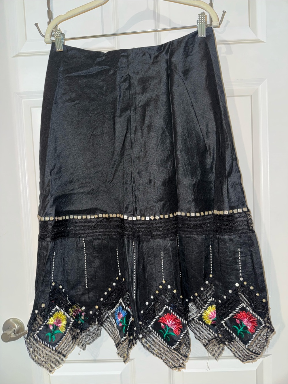 Vintage Embroidered Black BoHo Midi Skirt Lace Floral Handkerchief Beaded Hem